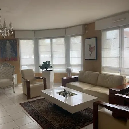Luxe Entier Avec Pkg Gratuit Possible Апартаменты Булонь-Бийанкур